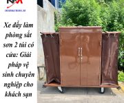 Xe đẩy làm phòng sắt sơn 2 túi có cửa: Giải pháp vệ sinh chuyên nghiệp cho khách sạn